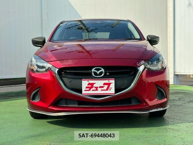 Mazda DEMIO 2019-05 328746-24