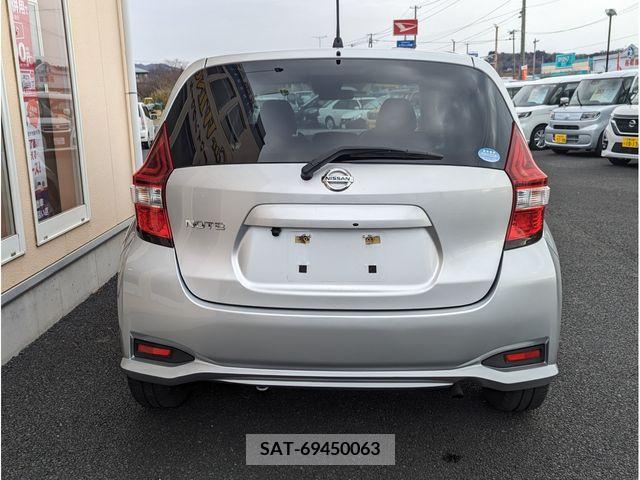 Nissan NOTE 2017-12 218420-8