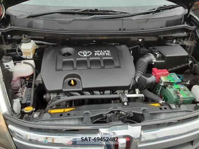 Toyota ISIS 2014-01 201128-5