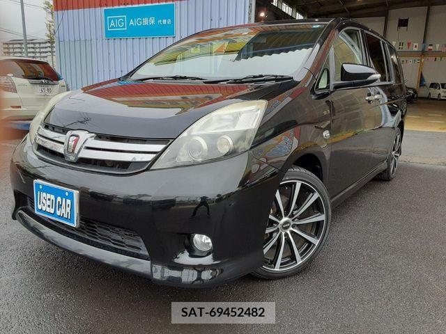 Toyota ISIS 2014-01 201128-0