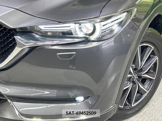 Mazda CX-5 2017-03 358711-12