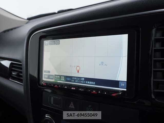 Mitsubishi OUTLANDER PHEV 2017-05 281132-4