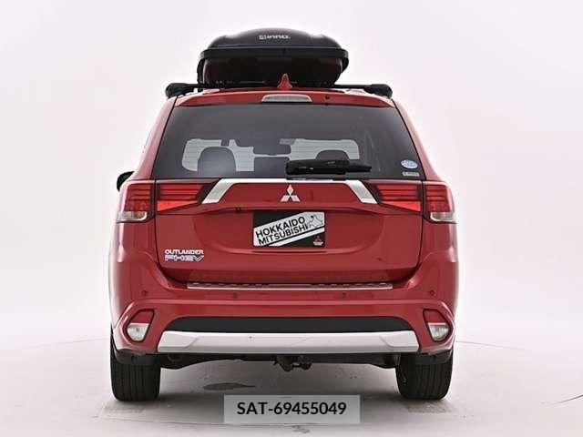 Mitsubishi OUTLANDER PHEV 2017-05 281132-19