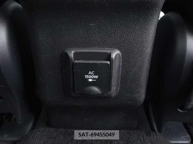 Mitsubishi OUTLANDER PHEV 2017-05 281132-15