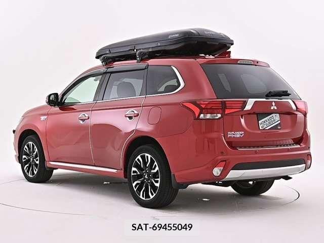 Mitsubishi OUTLANDER PHEV 2017-05 281132-18