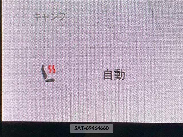 Tesla MODEL 3 2019-09 299036-5