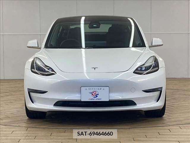 Tesla MODEL 3 2019-09 299036-2