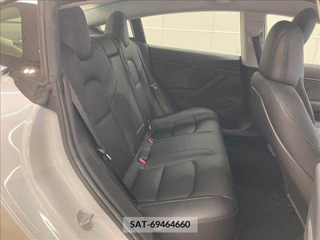Tesla MODEL 3 2019-09 299036-12