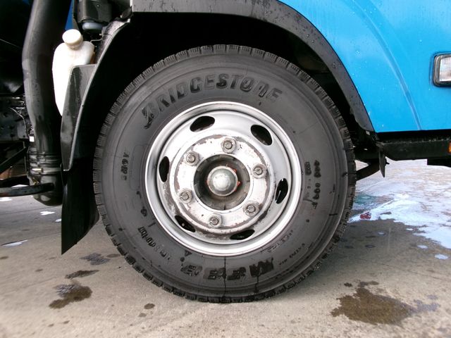 Isuzu ELF TRUCK 2016-02 7333-17