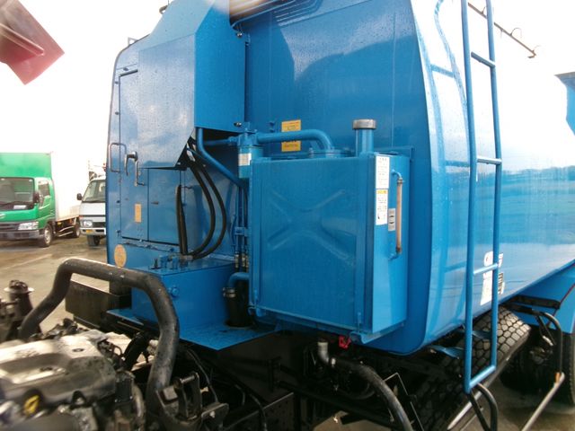 Isuzu ELF TRUCK 2016-02 7333-25