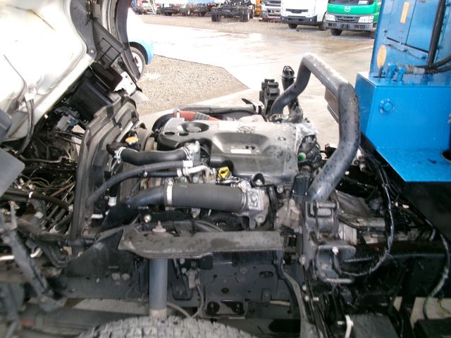 Isuzu ELF TRUCK 2016-02 7333-24