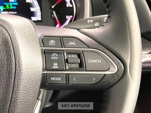 Toyota VOXY 2022-11 205877-5