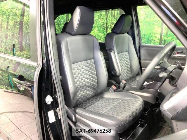Toyota VOXY 2022-11 205877-7
