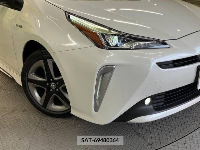 Toyota PRIUS 2019-09 282054-12