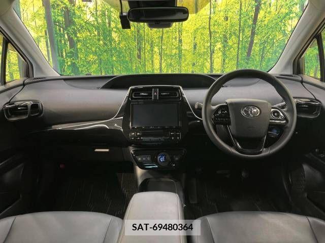 Toyota PRIUS 2019-09 282054-1
