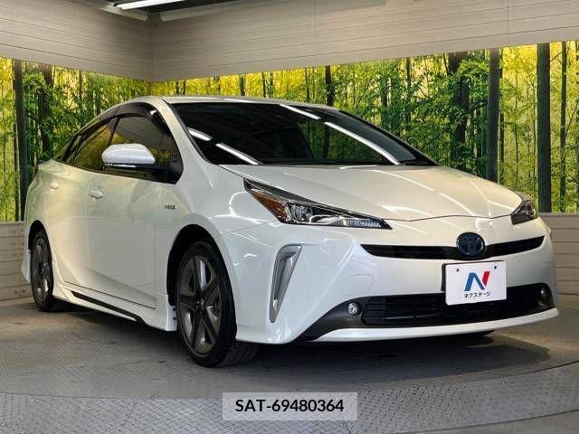 Toyota PRIUS 2019-09 282054-16