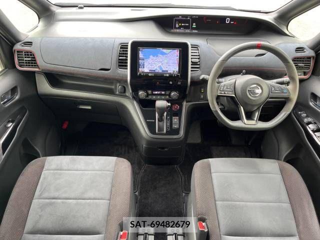 Nissan SERENA 2018-01 324931-1