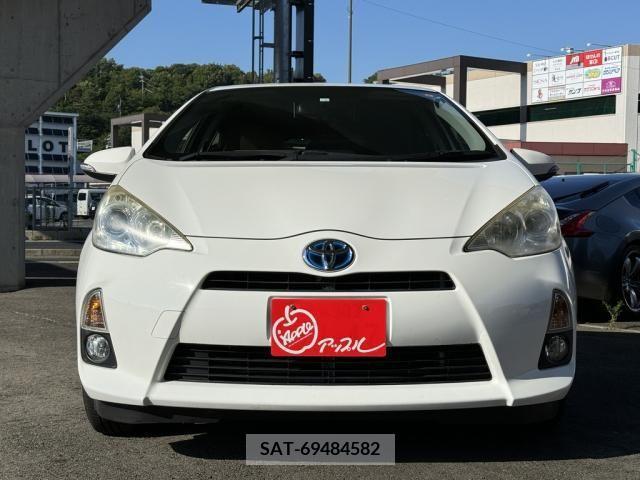 Toyota AQUA 2012-05 314109-8