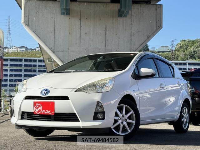 Toyota AQUA 2012-05 314109-0