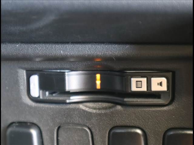Mitsubishi DELICA D5 2011-04 20285-6