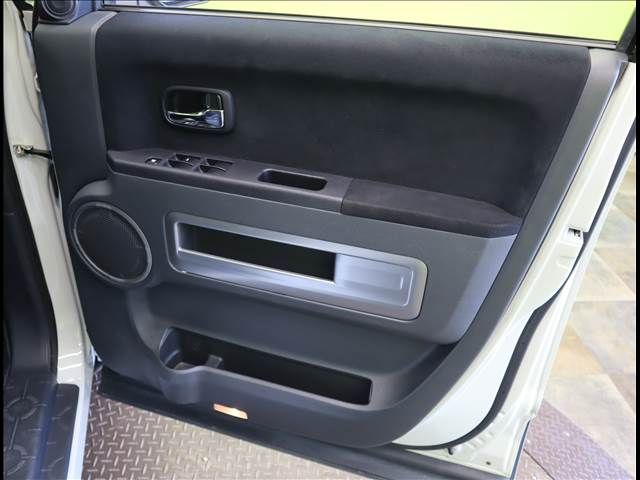 Mitsubishi DELICA D5 2011-04 20285-18