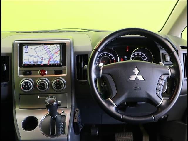 Mitsubishi DELICA D5 2011-04 20285-16