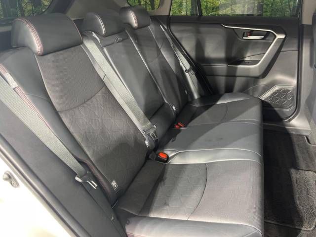 Toyota RAV4 2020-11 22235-9