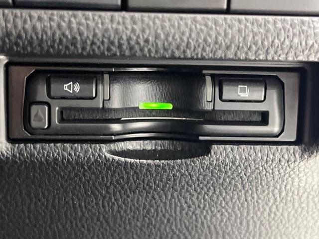 Toyota RAV4 2020-11 22235-6