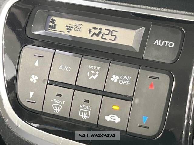 Honda N BOX CUSTOM 2017-04 378622-4