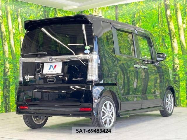 Honda N BOX CUSTOM 2017-04 378622-17