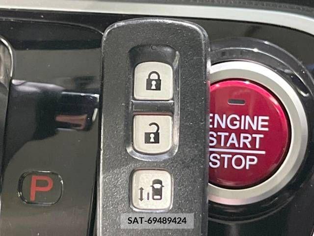 Honda N BOX CUSTOM 2017-04 378622-7