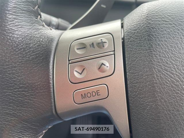Toyota VOXY 2010-03 207611-12