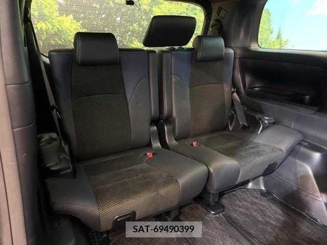 Toyota VELLFIRE 2016-08 369752-10