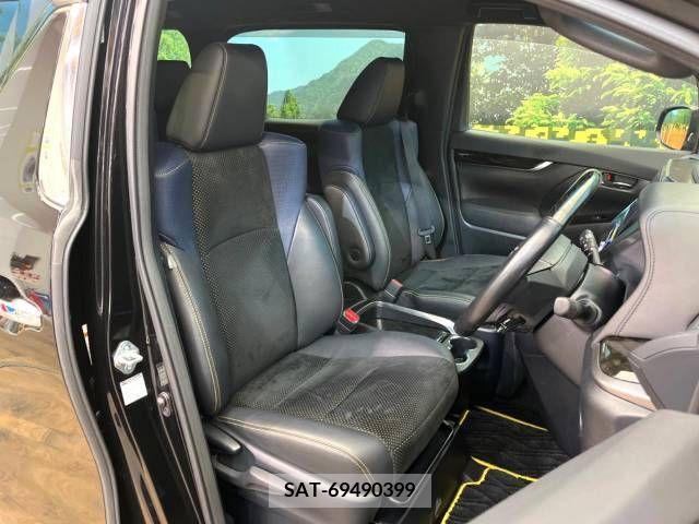 Toyota VELLFIRE 2016-08 369752-8