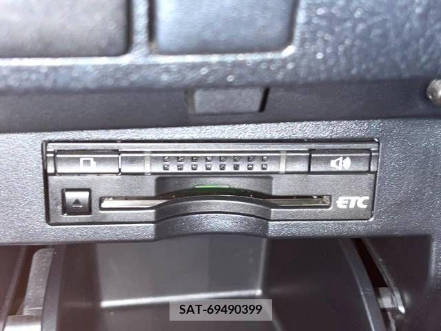 Toyota VELLFIRE 2016-08 369752-6