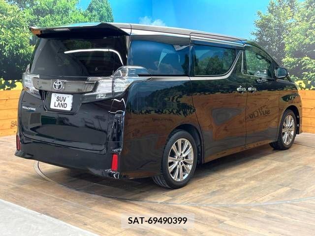 Toyota VELLFIRE 2016-08 369752-18