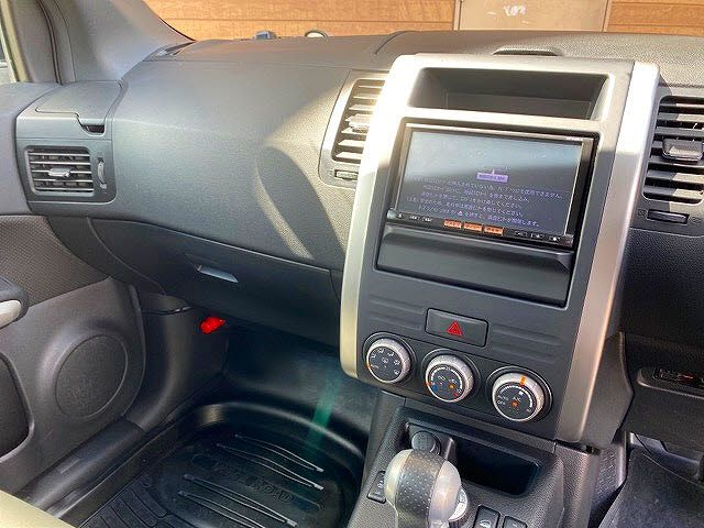 Nissan X-TRAIL 2013-12 23752-21