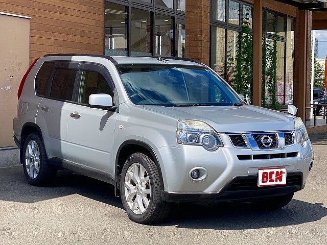 Nissan X-TRAIL 2013-12 23752-6