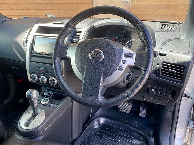 Nissan X-TRAIL 2013-12 23752-15