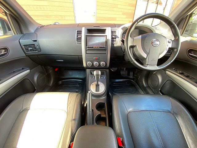 Nissan X-TRAIL 2013-12 23752-1