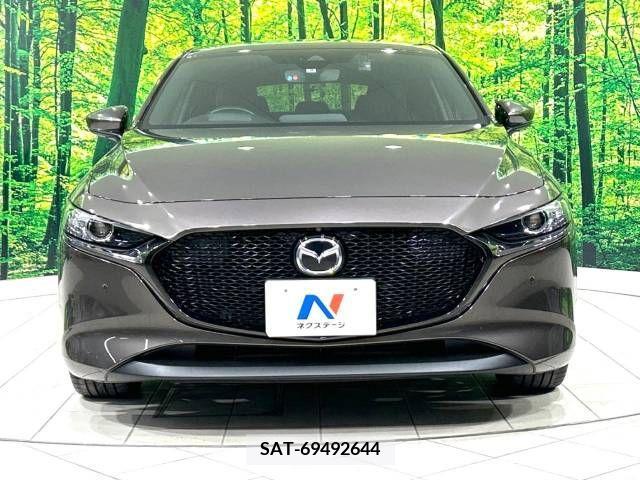 Mazda MAZDA3 2019-08 221328-14
