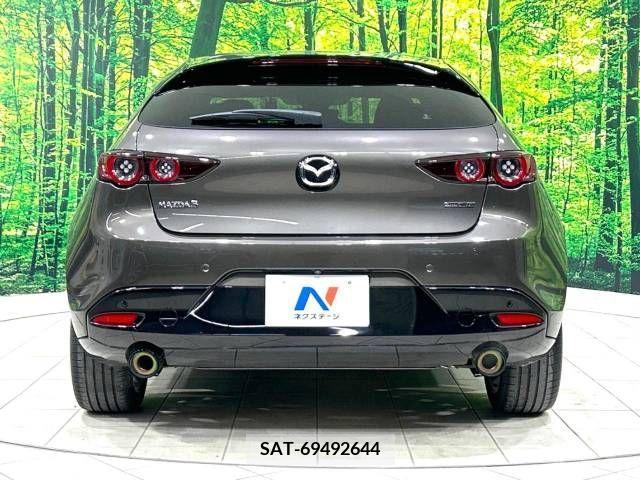 Mazda MAZDA3 2019-08 221328-15