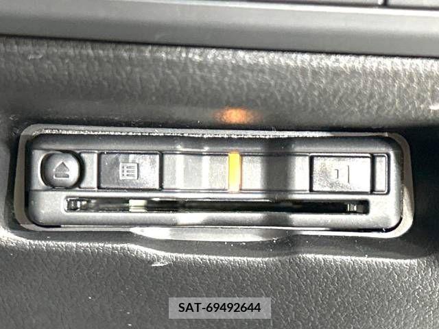 Mazda MAZDA3 2019-08 221328-7