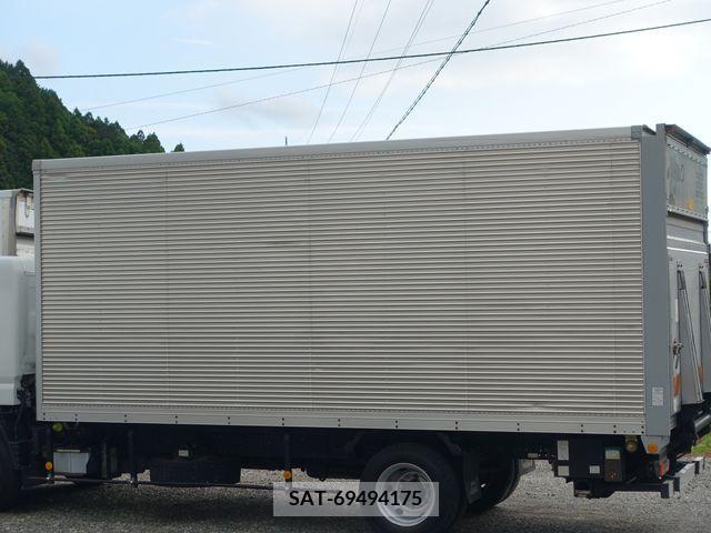 Mitsubishi CANTER 2013-11 295299-10