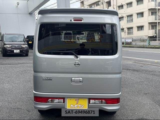 Nissan CLIPPER RIO 2015-06 302235-17