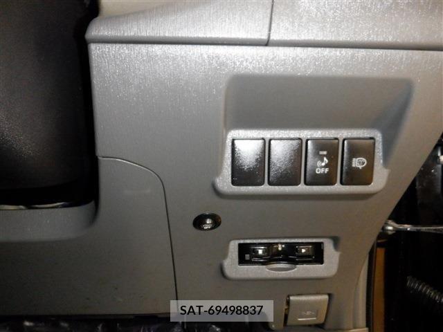 Toyota PRIUS ALPHA 2013-01 254964-14