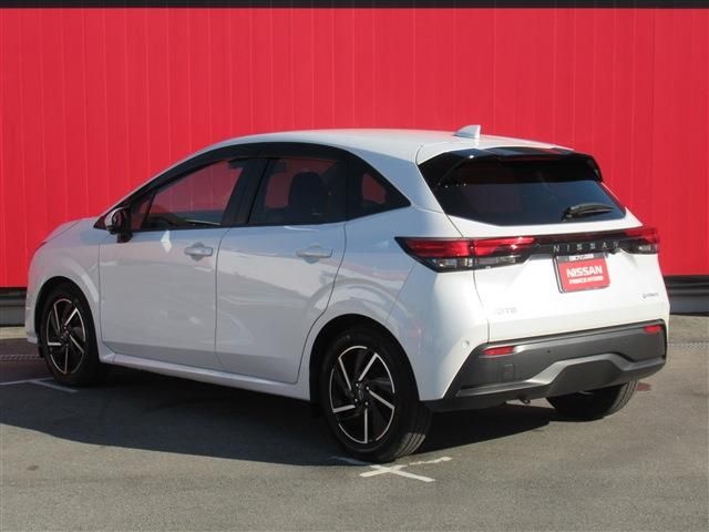 Nissan NOTE 2021-12 17121-1
