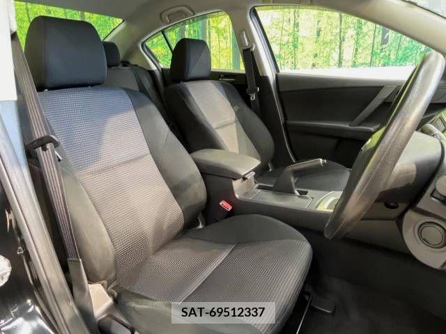 Mazda AXELA 2013-07 383609-8
