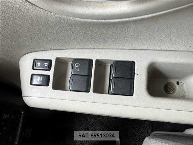 Nissan CUBE 2015-02 244560-25