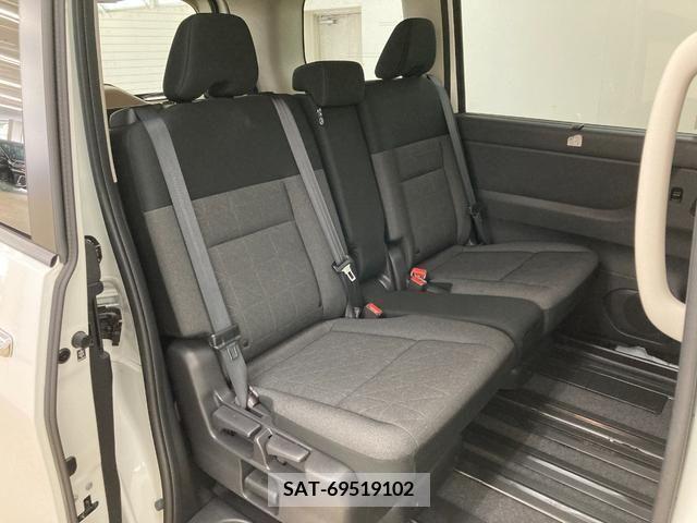 Nissan SERENA 2023-01 367715-10